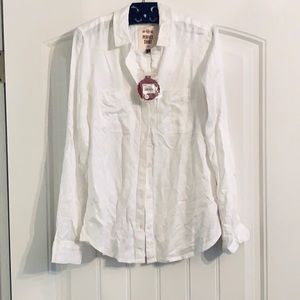 Super soft white chambray NWT